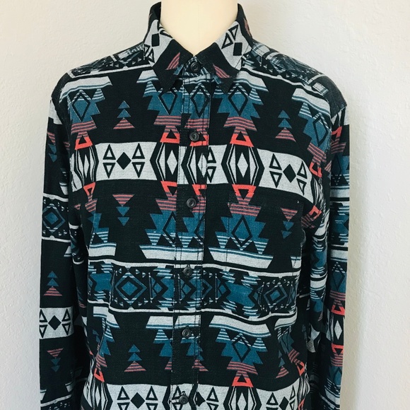 Aztec Pattern Button Down Top - Picture 3 of 8